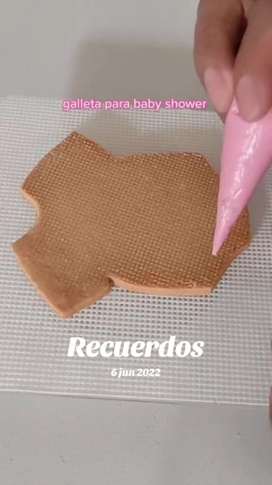 Post 6 by Gallecookies Rosy on TikTok (video)