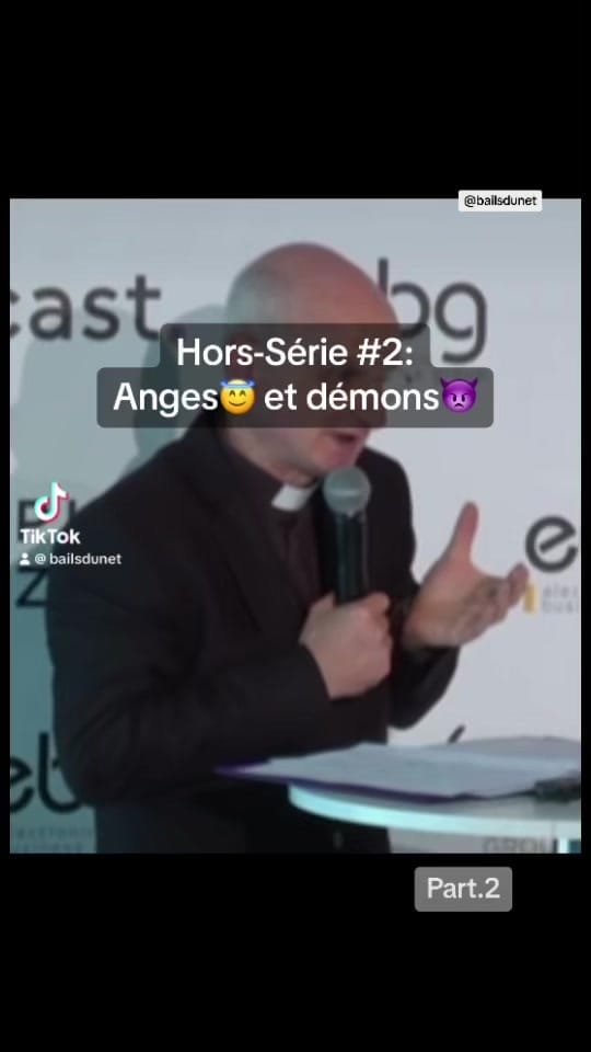 Post 6 by Lesbailsdunet 👽 on TikTok (video)