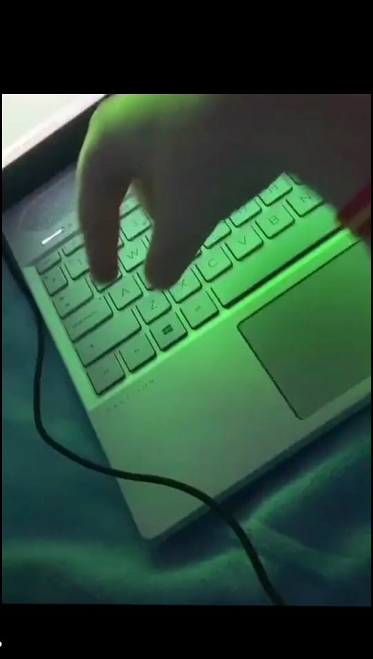 Post 8 by beats on TikTok (video)