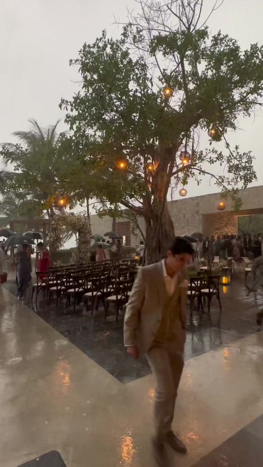 Post 8 by PURE LOVE WEDDINGS on TikTok (video)