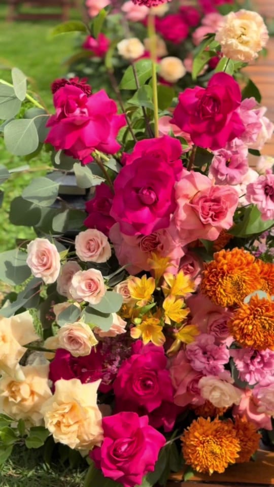 Post 6 by PURE LOVE WEDDINGS on TikTok (video)