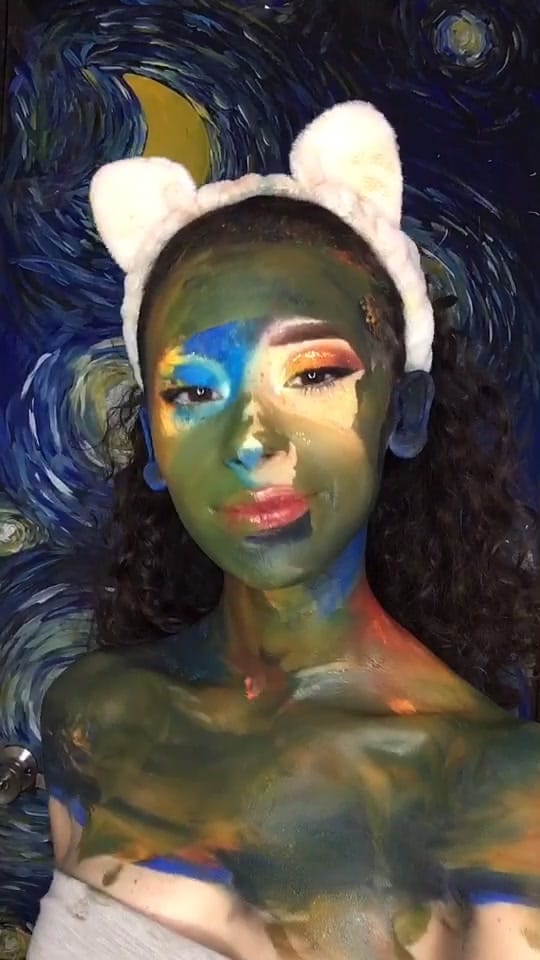 Post 7 by Ari.makeup on TikTok (video)