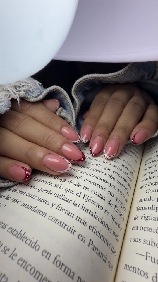 Post 7 by Kary Nails on TikTok (video)