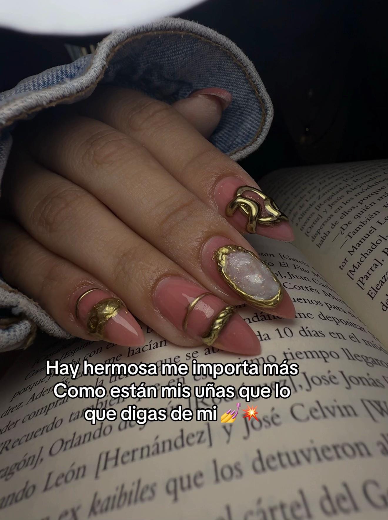 Post 6 by Kary Nails on TikTok (video)