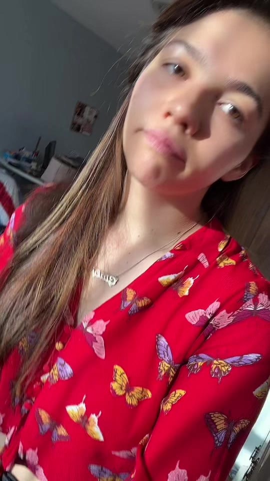 Post 4 by Giuly Baraldi on TikTok (video)