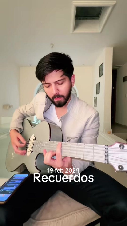 Post 4 by Andres Escamilla Æ on TikTok (video)