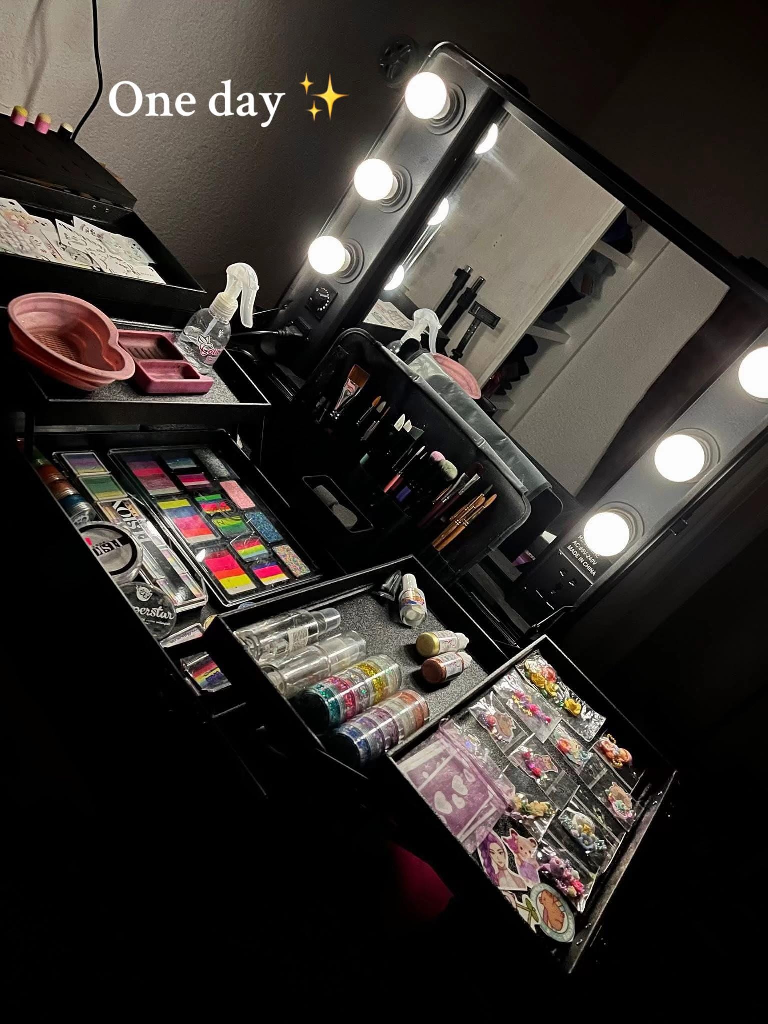 Post 10 by cristina.mkup on TikTok (video)