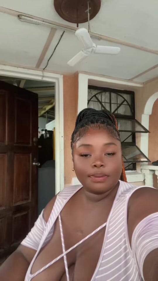 Post 8 by Càndàcê Fèrnàndèś on TikTok (video)