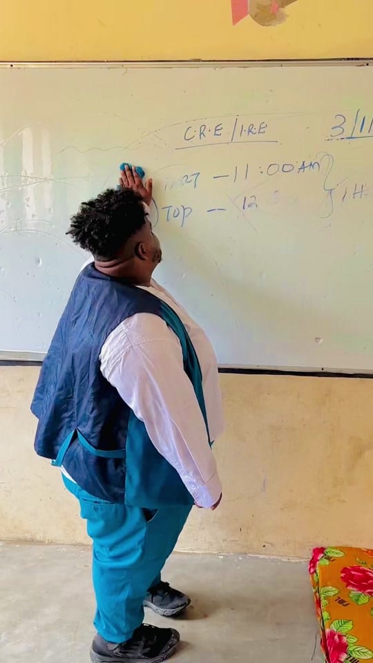 Post 8 by teamfunnyinternational on TikTok (video)