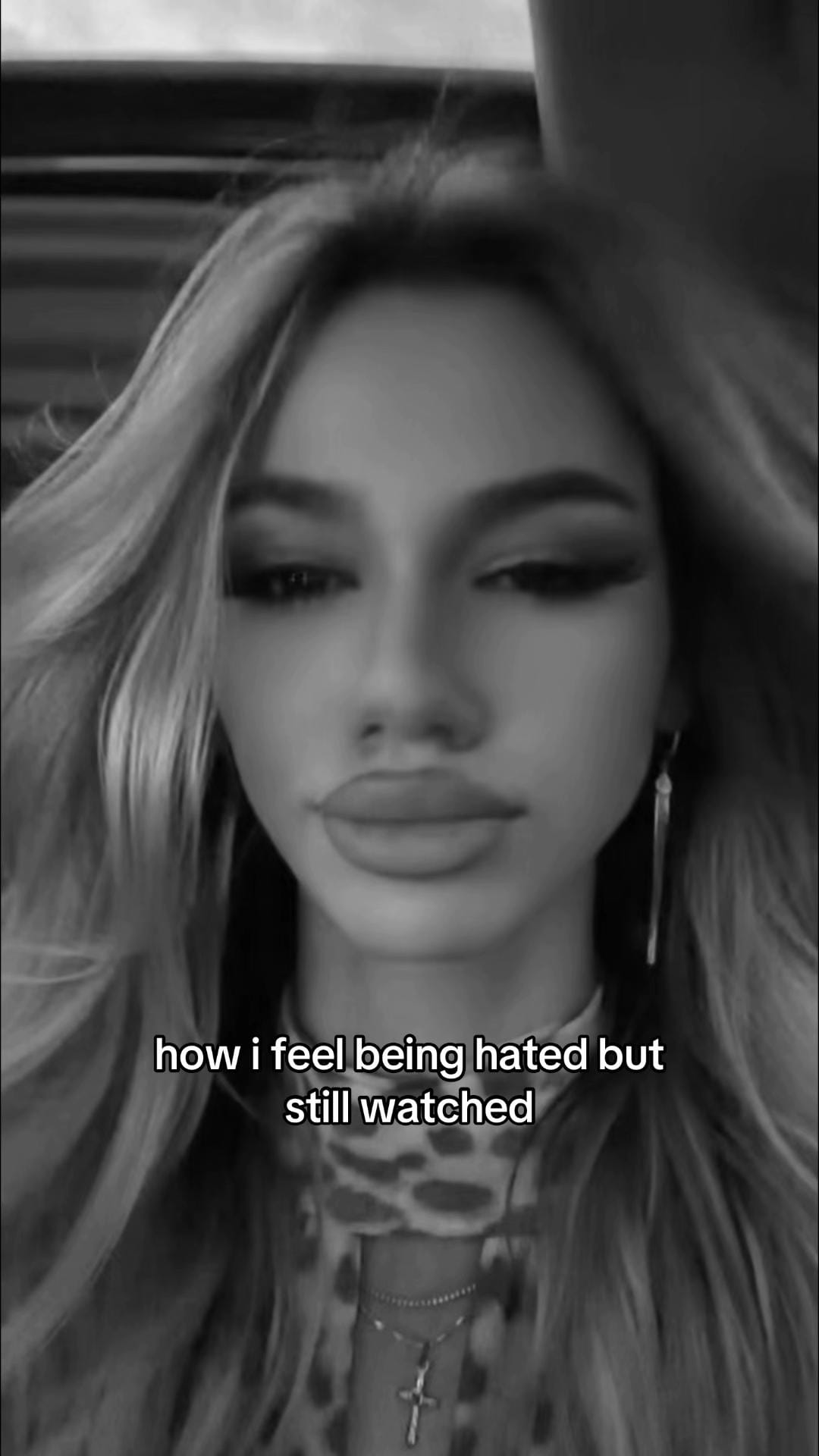 Post 8 by Aliona Stefania on TikTok (video)