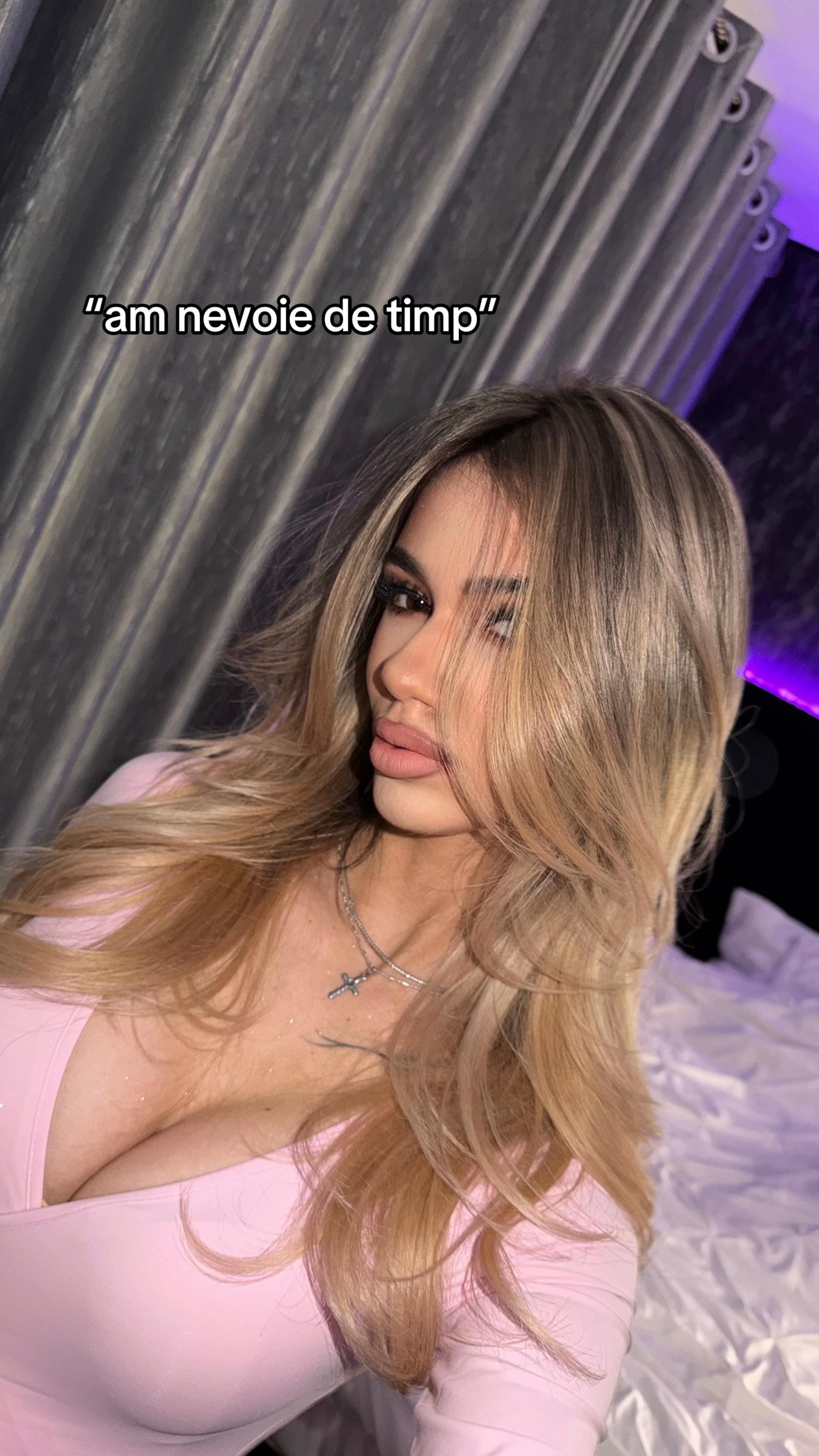 Post 7 by Aliona Stefania on TikTok (video)