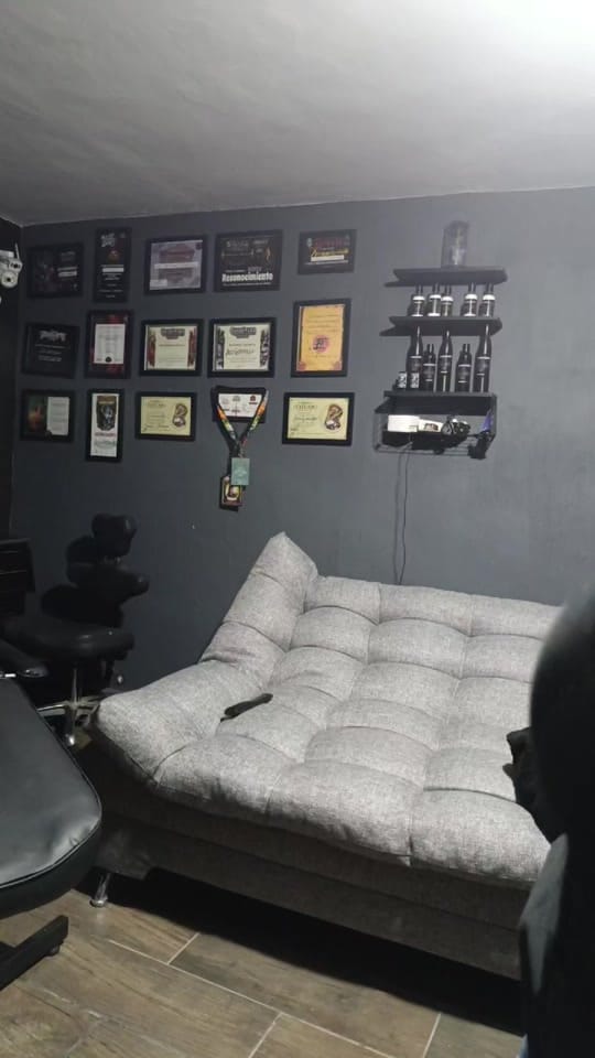 Post 5 by Jess González Tatuadora on TikTok (video)