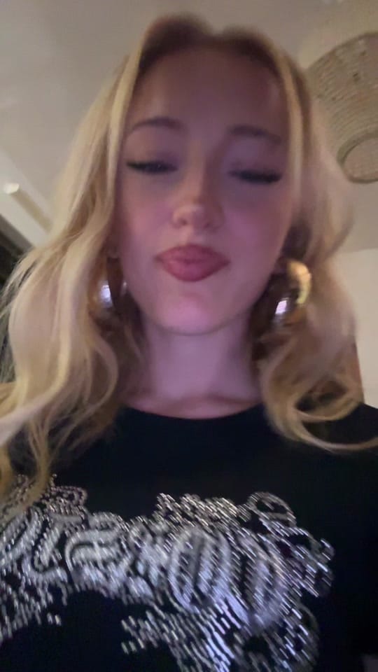 Post 7 by 3glant1ne on TikTok (video)