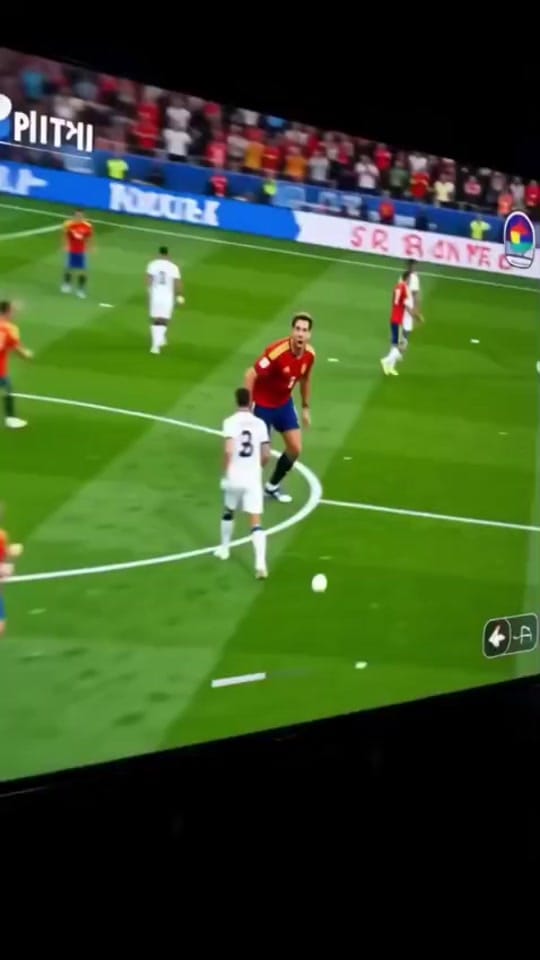 Post 4 by Tienda CHOLLOS on TikTok (video)