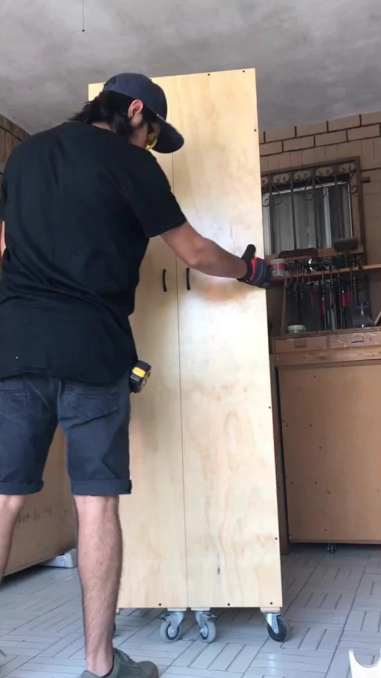 Post 10 by Raúl Salinas on TikTok (video)