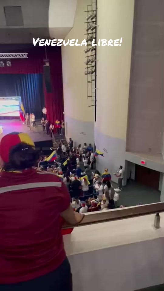 Post 10 by José G. León - Photogonko on TikTok (video)