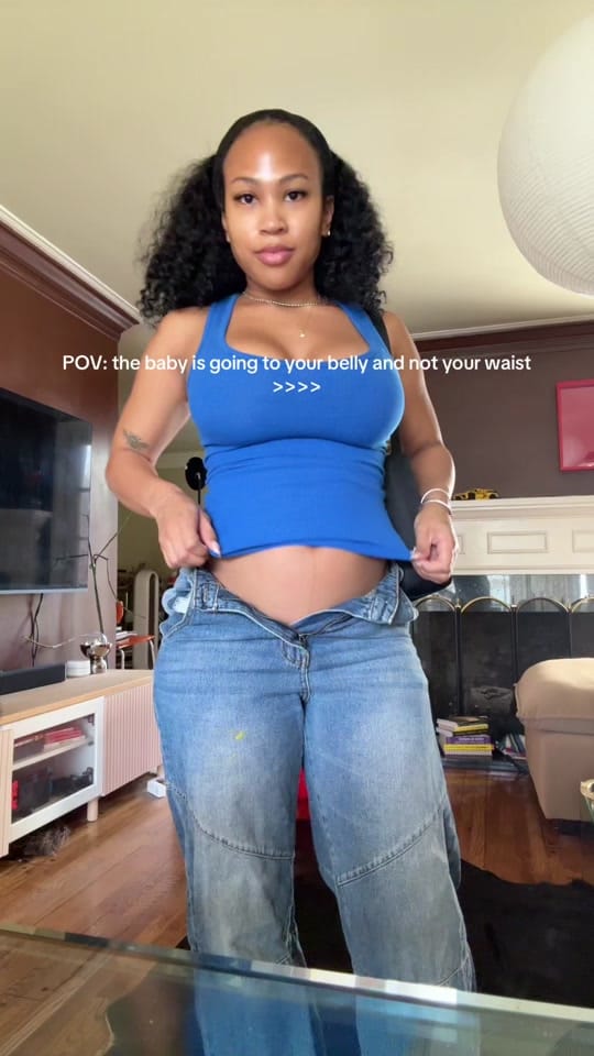 Post 3 by Uma Leoni on TikTok (video)