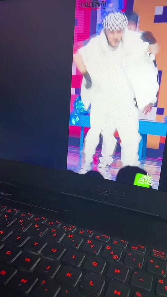 Post 1 by lowiy on TikTok (video)