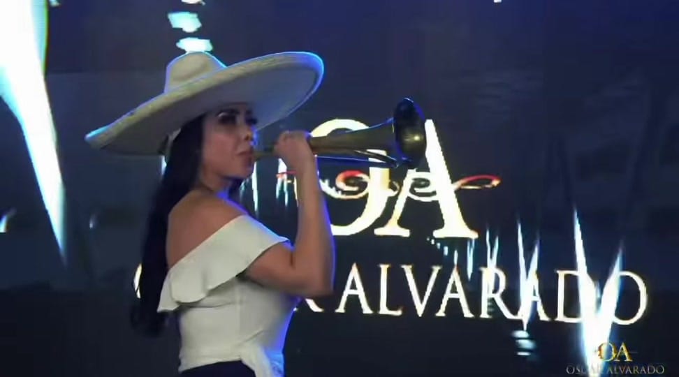Post 8 by Oscar Alvarado on TikTok (video)