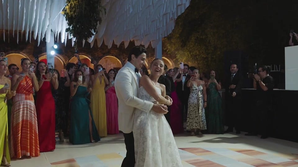 Post 7 by Touche Weddings on TikTok (video)