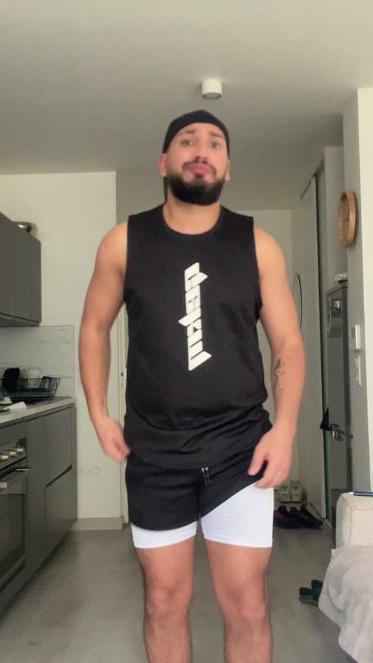 Post 10 by housseinettounsi_officie on TikTok (video)