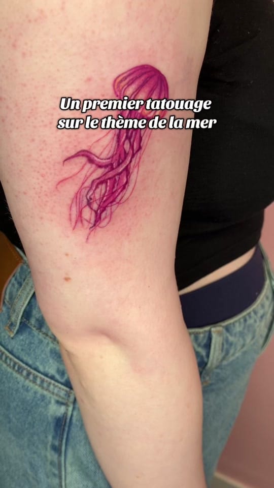 Post 6 by Dr Chloé Arros | Tattoo Artist on TikTok (video)