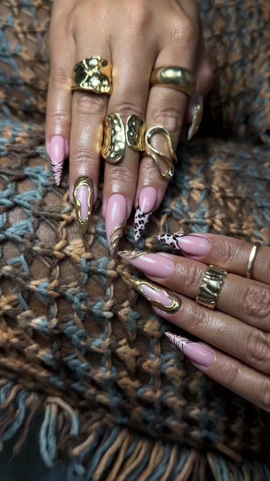 Post 10 by Melissa.13nails on TikTok (video)