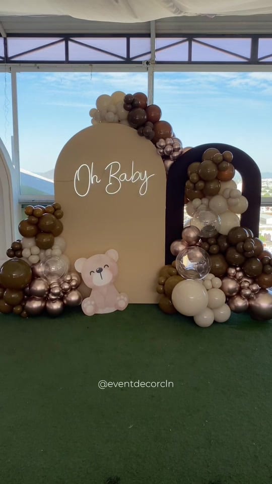 Post 6 by EventDecorCln on TikTok (video)