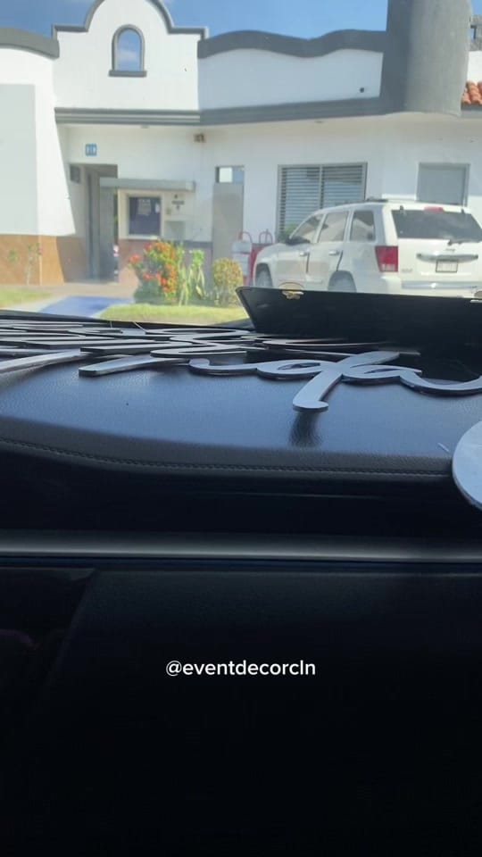 Post 3 by EventDecorCln on TikTok (video)
