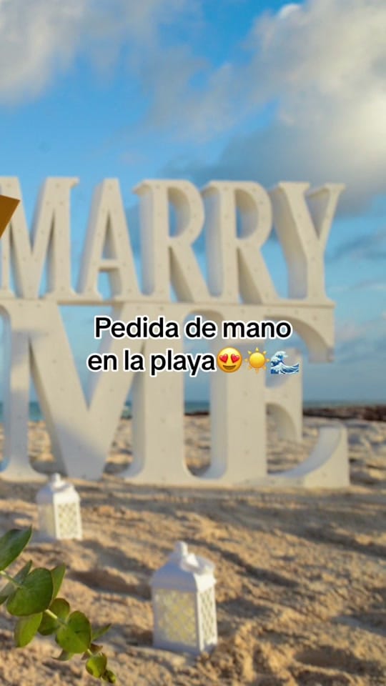 Post 3 by IWedding México on TikTok (video)