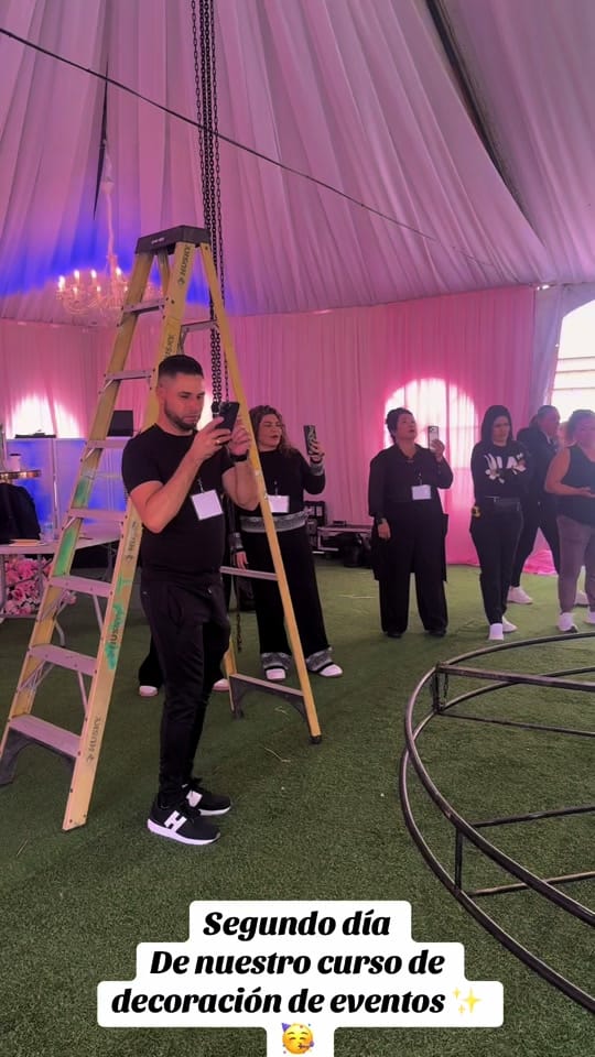 Post 6 by javier jimenez Wedding planner on TikTok (video)