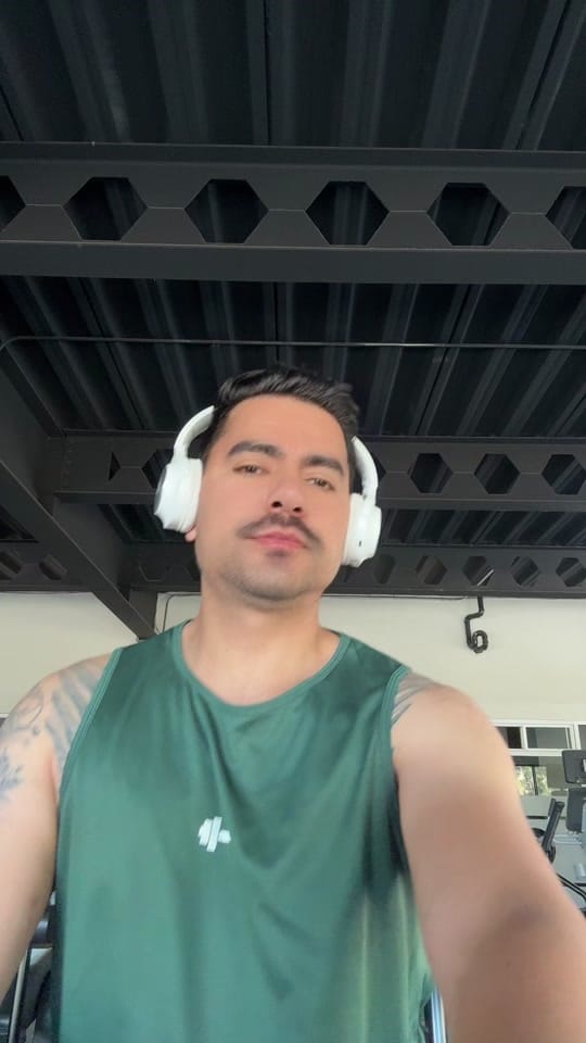 Post 4 by javier jimenez Wedding planner on TikTok (video)