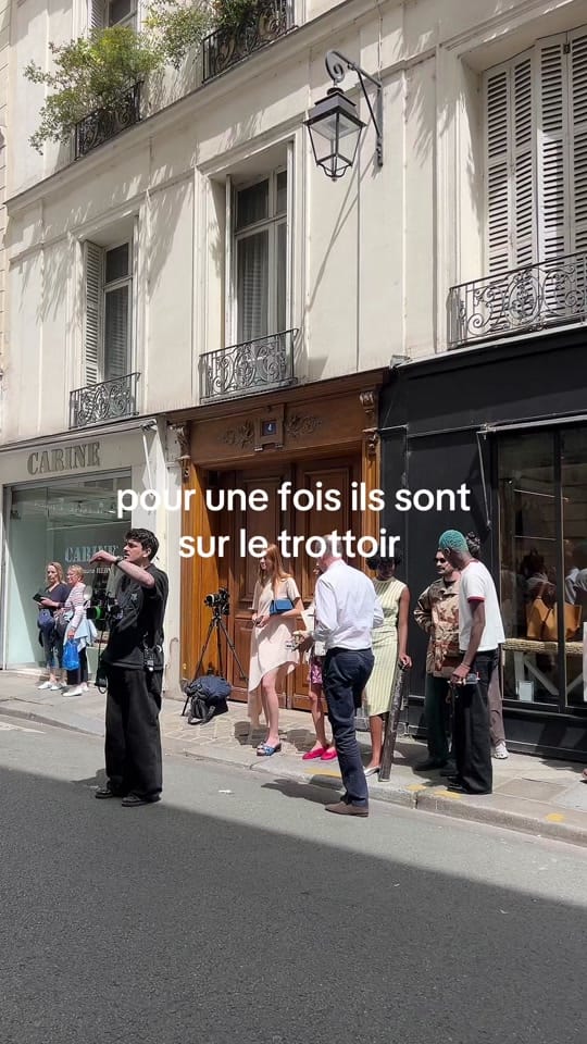 Post 2 by Carel Paris on TikTok (video)