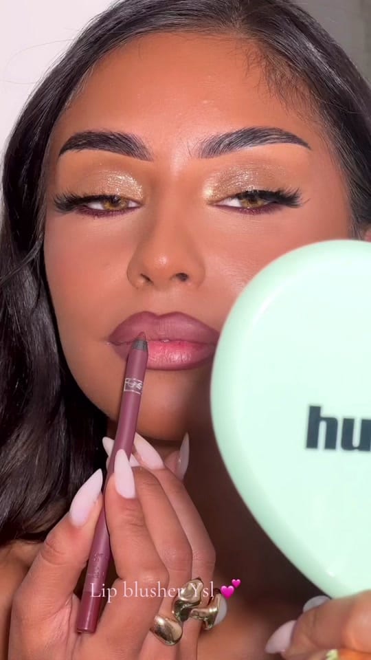 Post 2 by Jasminemakeupb MAQUILLEUSE on TikTok (video)