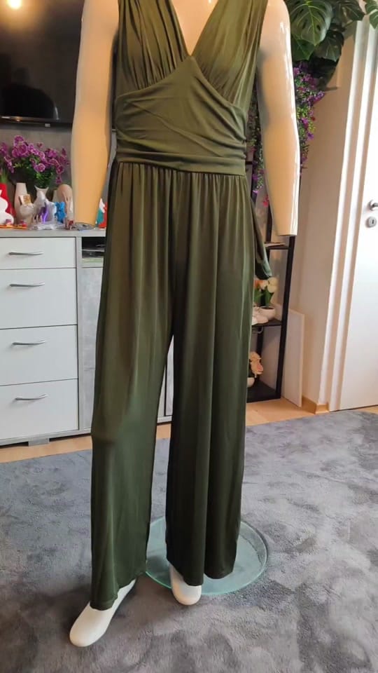 Post 7 by ReleoneShop on TikTok (video)