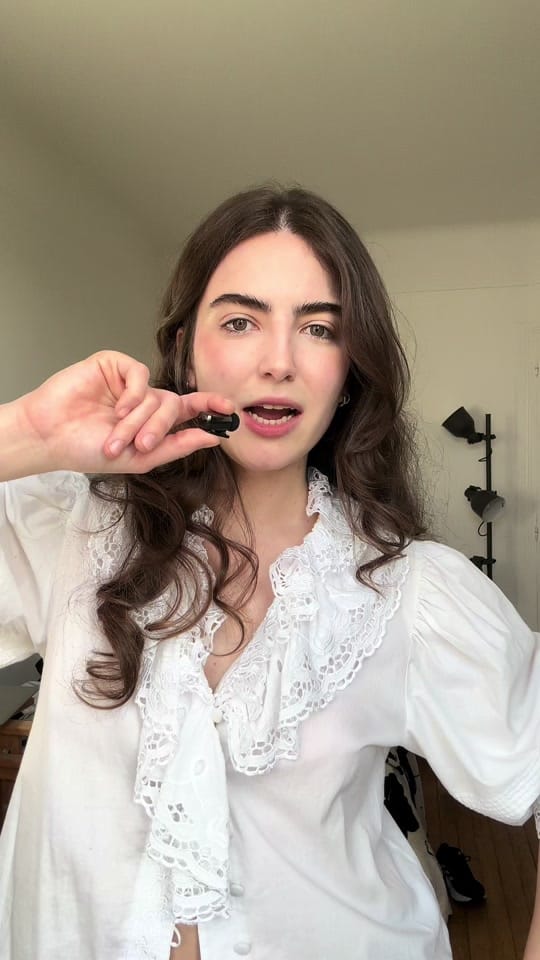 Post 10 by Lola GO on TikTok (video)