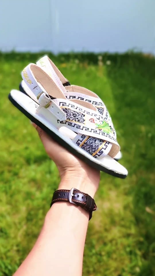 Post 8 by WHOLESALE - STORE - ARTESANIAS on TikTok (video)