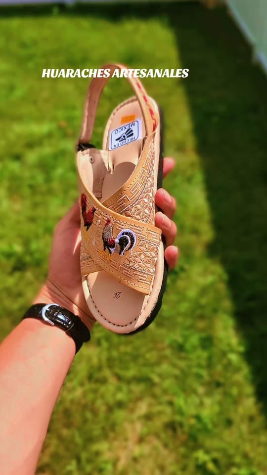 Post 1 by WHOLESALE - STORE - ARTESANIAS on TikTok (video)