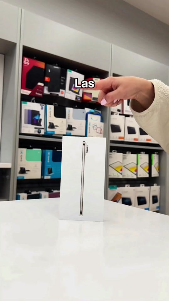 Post 7 by MacStore on TikTok (video)