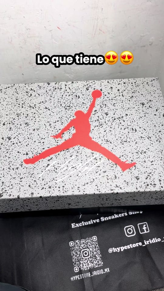 Post 9 by Tienda de Sneakers Exclusivos on TikTok (video)