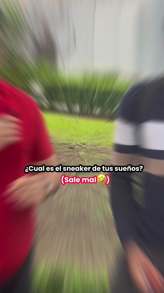 Post 2 by Tienda de Sneakers Exclusivos on TikTok (video)