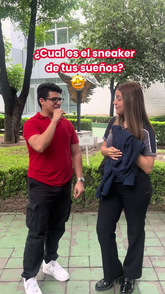 Post 1 by Tienda de Sneakers Exclusivos on TikTok (video)