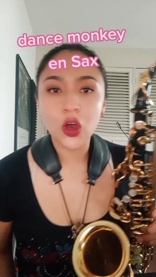 Post 8 by SaxofonistaXimenaConstan on TikTok (video)