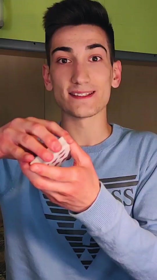 Post 10 by Leonardo Pastorelli on TikTok (video)