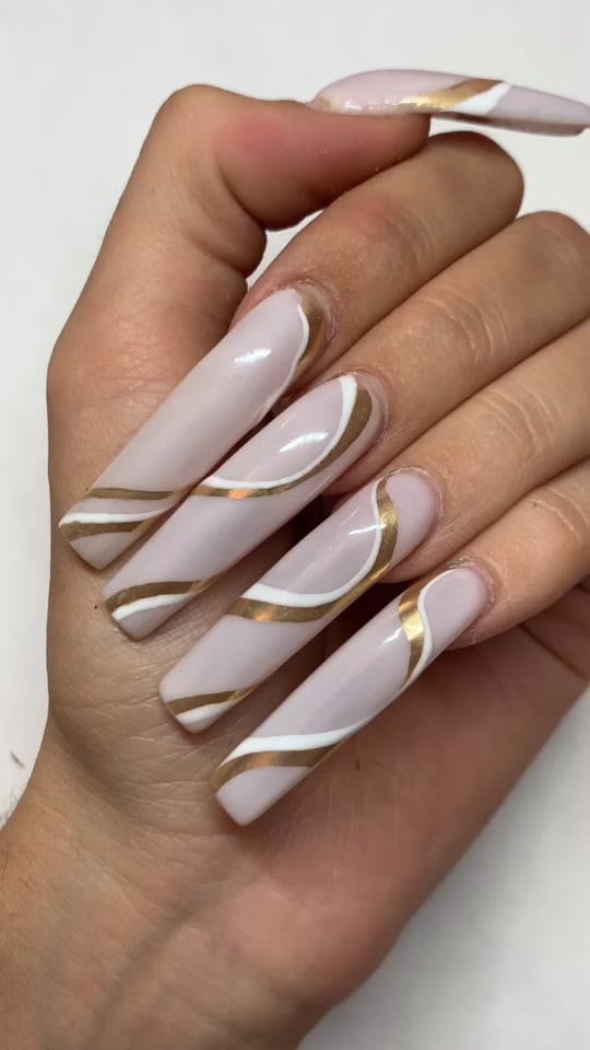Post 8 by Sayo on TikTok (video)