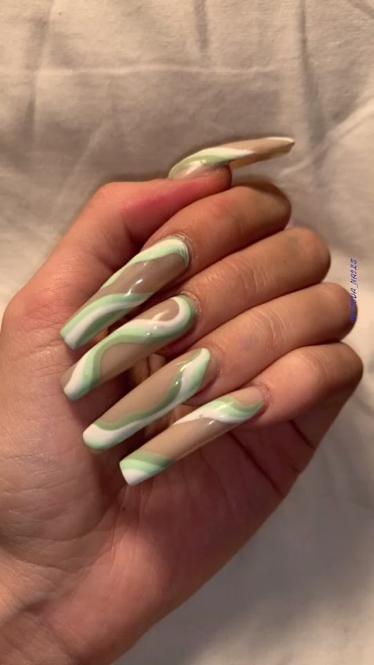 Post 9 by Sayo on TikTok (video)