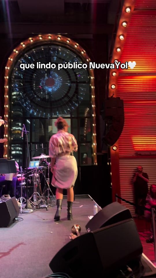 Post 1 by Lena Dardelet on TikTok (video)