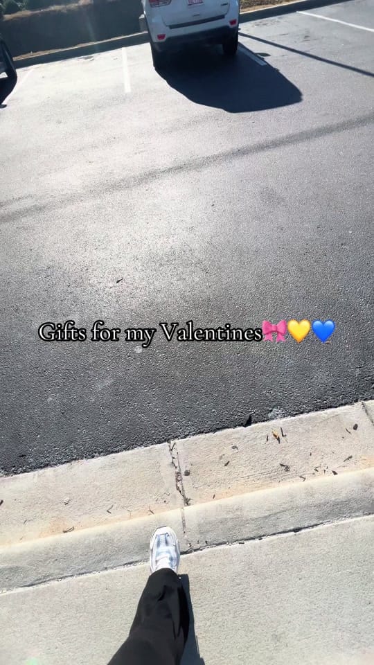 Post 3 by Paris Chanel🍒 on TikTok (video)