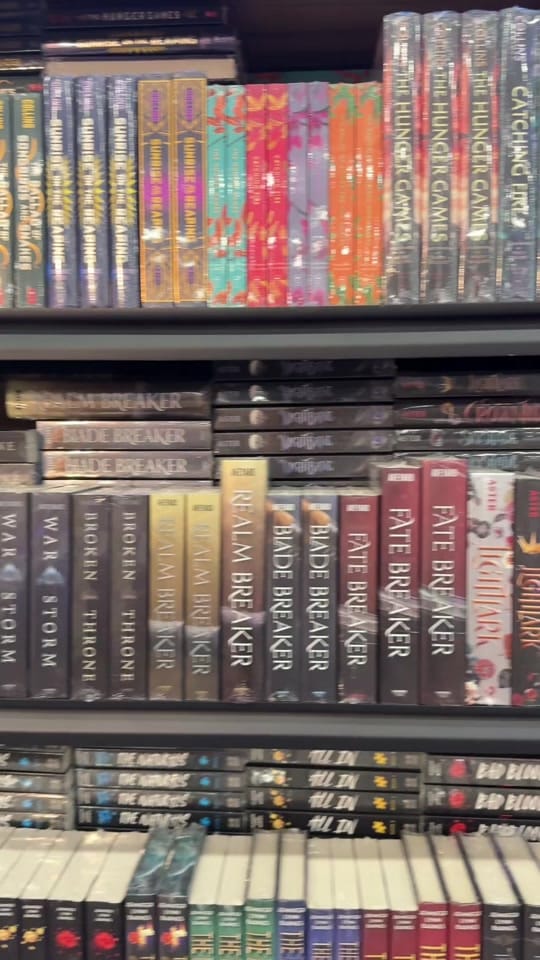 Post 8 by BookUp Guadalajara on TikTok (video)