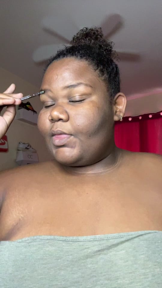 Post 10 by RAISSA | MAKE UP ARTIST on TikTok (video)
